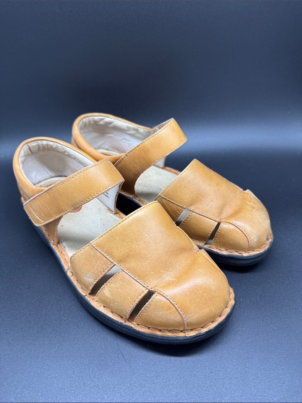 Propet Women's Gwyneth Tan Leather Fisherman Sandals Sz 8 XX (4E)